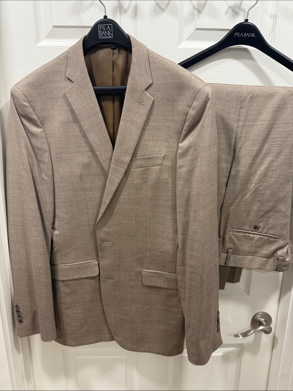 Jos. A. Bank Men's Taupe Brown Two-Piece Suit Jacket & Pants